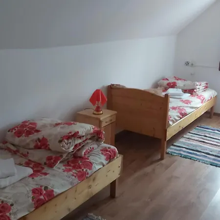Pensiunea Schilacy * Grosii Tiblesului